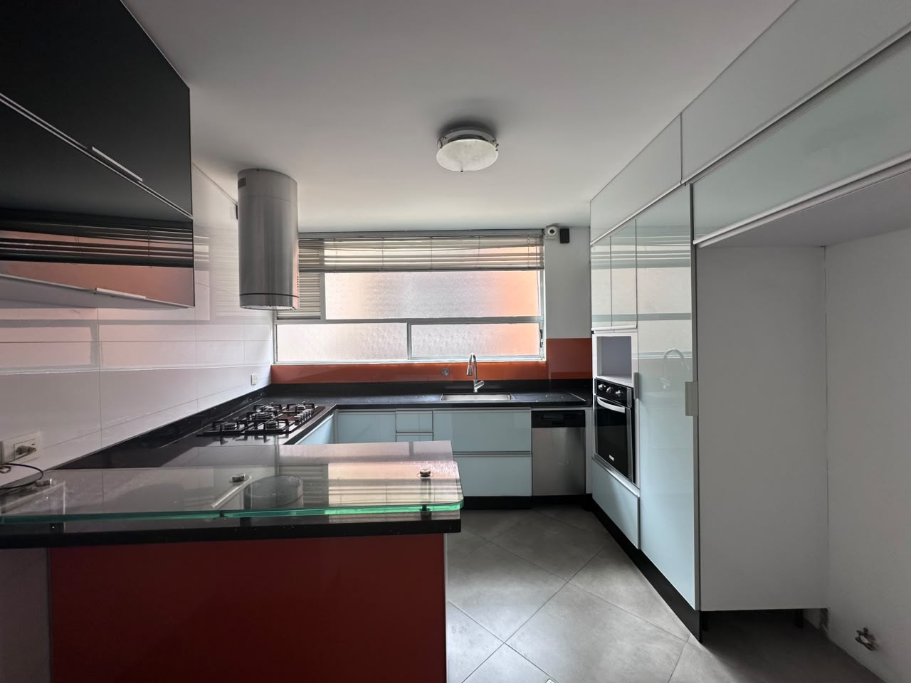 Casa en arriendo en El Poblado, Medellín · foto 7 de 20