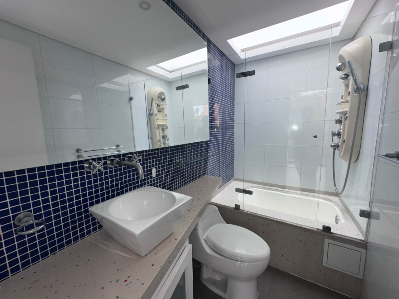 Casa en arriendo en El Poblado, Medellín · foto 18 de 20