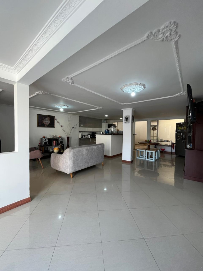 Casa en venta en Marsella, Bogotá · foto 3 de 7