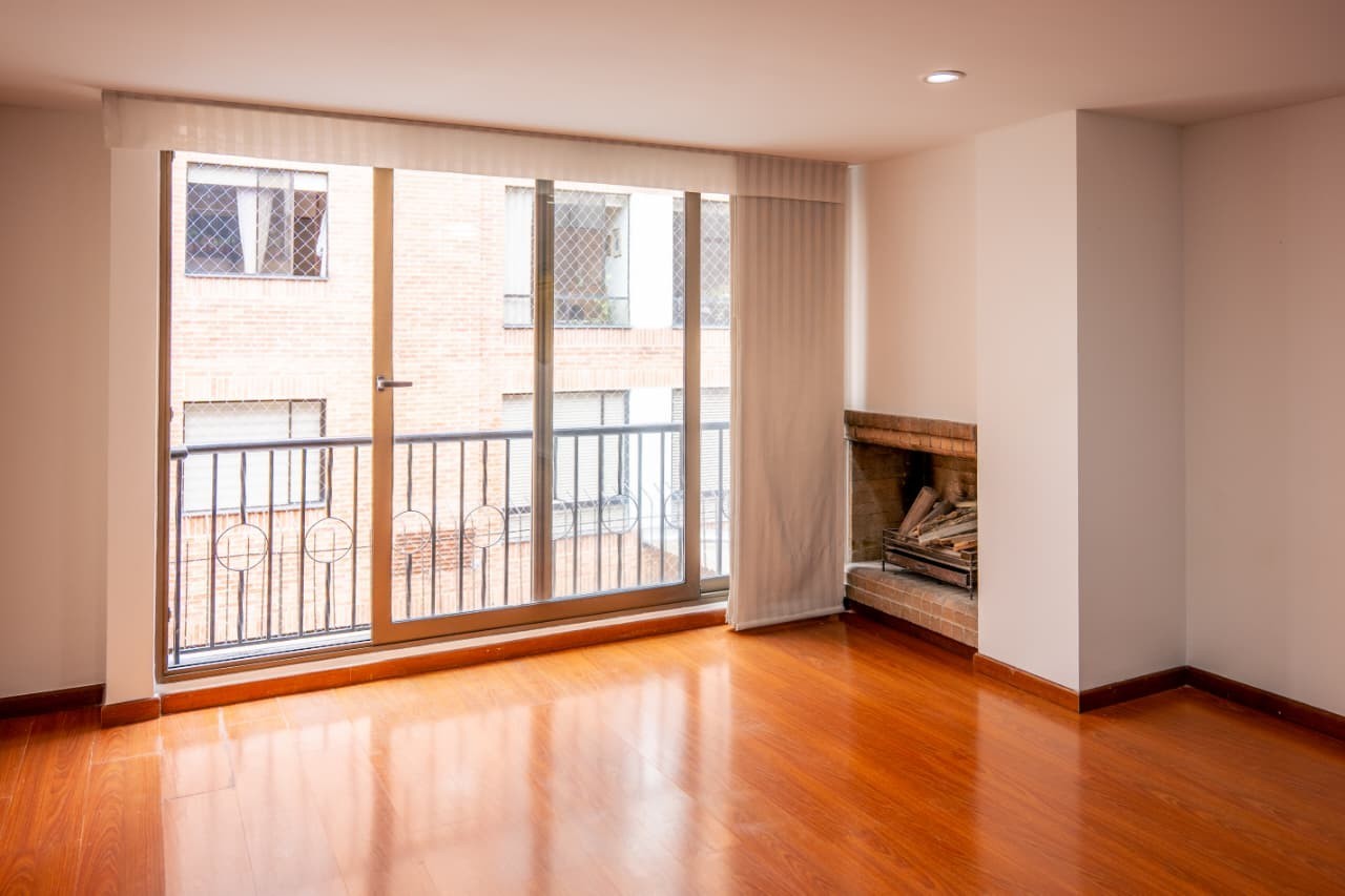 Apartamento en venta en Chicó Navarra, Bogotá · foto 2 de 16