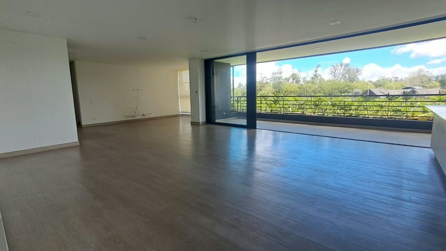 Apartamento de 2 alcobas en arriendo en Llano Grande, Rionegro, 190 m² · foto 4 de 20