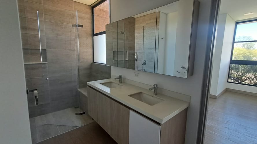 Apartamento de 2 alcobas en arriendo en Llano Grande, Rionegro, 190 m² · foto 18 de 20