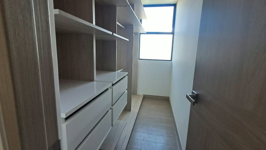 Apartamento de 2 alcobas en arriendo en Llano Grande, Rionegro, 190 m² · foto 19 de 20