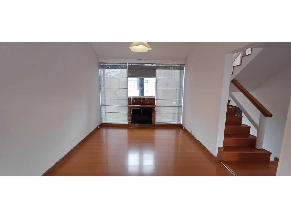 Casa en venta en Cedritos, Bogotá · foto 2 de 24