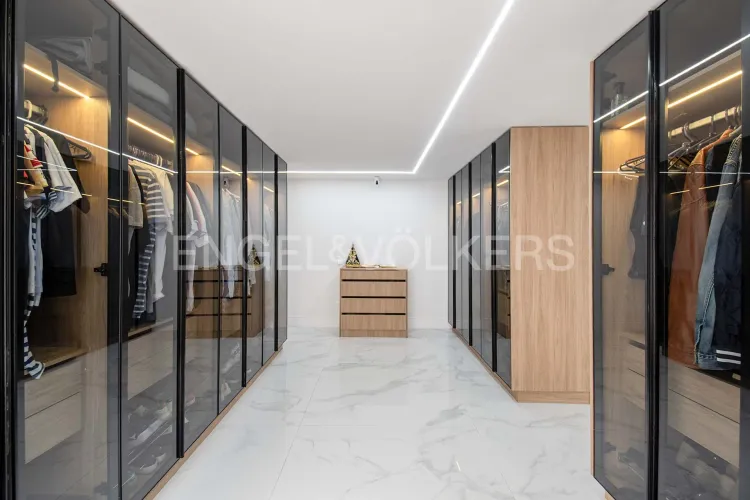 Apartamento de 4 alcobas en venta en La Carolina, Bogotá, 401 m² · foto 9 de 15