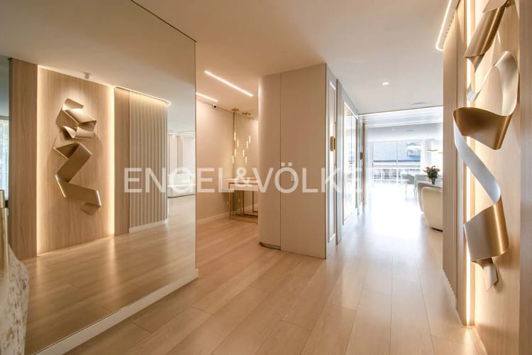 Apartamento de 4 alcobas en venta en Chicó Navarra, Bogotá, 327 m² · foto 7 de 24