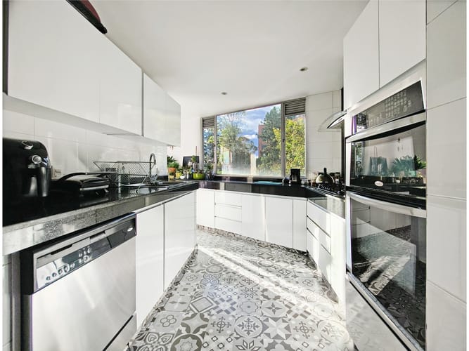 Apartamento en venta en Los Lagartos, Bogotá · foto 8 de 20