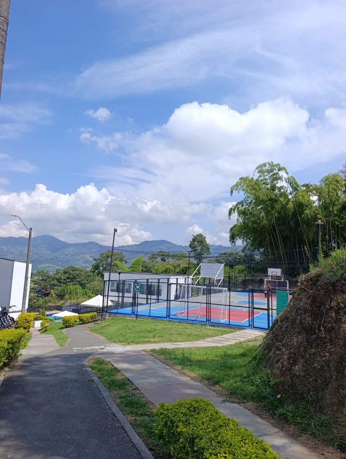 Casa en venta en Las Violetas, Dosquebradas · foto 4 de 12