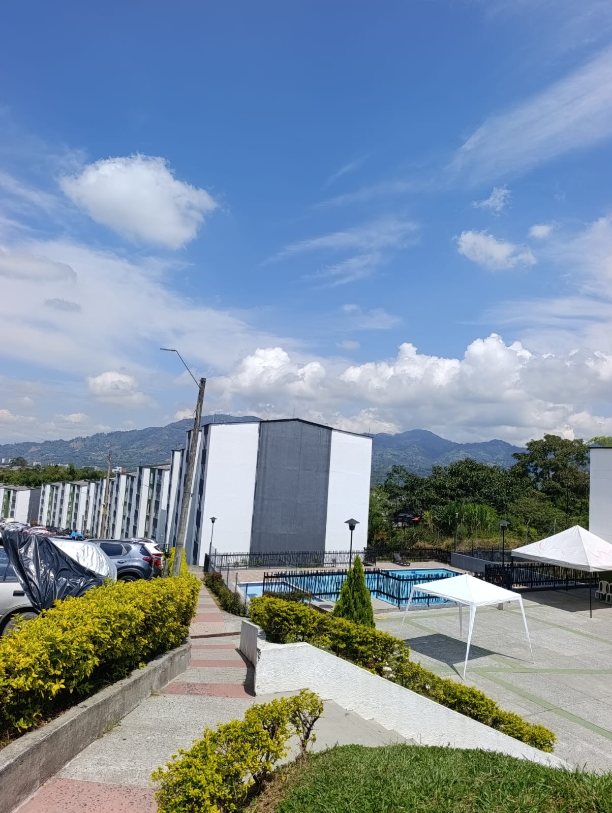 Casa en venta en Las Violetas, Dosquebradas · foto 2 de 12