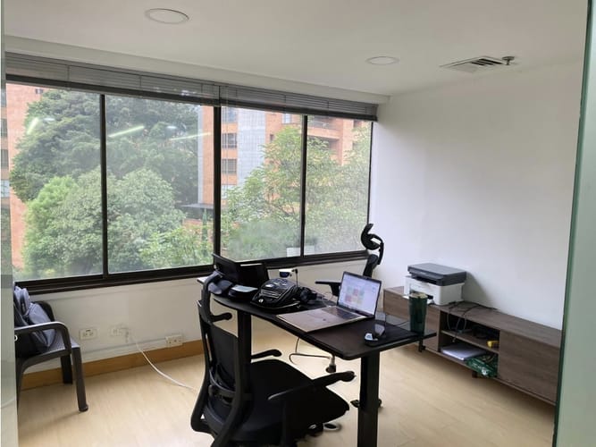 Oficina en venta en La Florida, Medellín, 119 m² · foto 4 de 8
