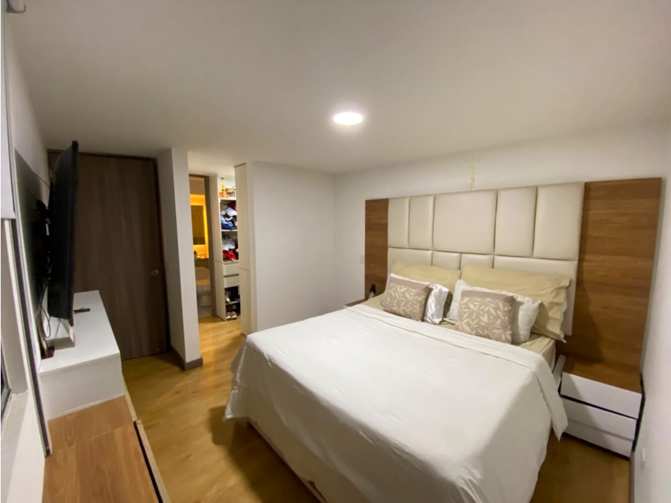 Apartamento en venta en Calasanz, Medellín · foto 11 de 18