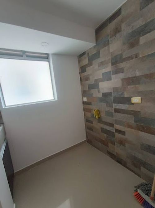 Apartamento de 3 alcobas en venta en Madera, Bello, 51 m² · foto 7 de 16
