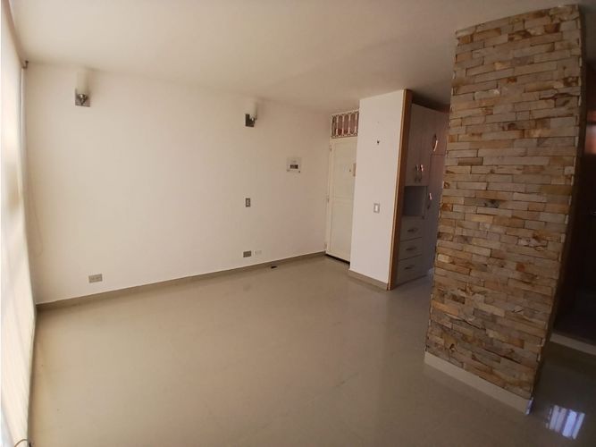 Apartamento de 2 alcobas en arriendo en Ricaurte, 46 m² · foto 6 de 24