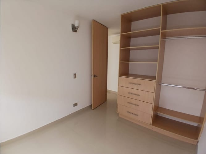 Apartamento de 2 alcobas en arriendo en Ricaurte, 46 m² · foto 12 de 24