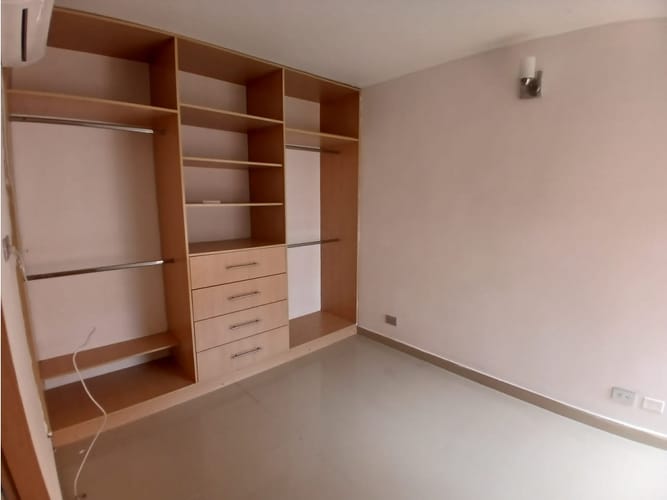 Apartamento de 2 alcobas en arriendo en Ricaurte, 46 m² · foto 14 de 24
