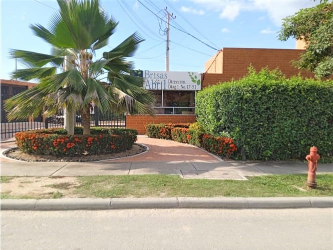 Apartamento de 2 alcobas en arriendo en Ricaurte, 46 m² · foto 18 de 24