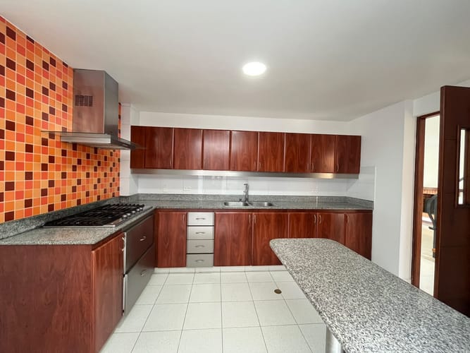 Casa de 3 alcobas en arriendo en Mesa, Envigado, 250 m² · foto 15 de 20