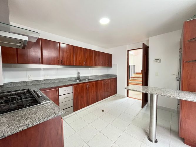 Casa de 3 alcobas en arriendo en Mesa, Envigado, 250 m² · foto 17 de 20