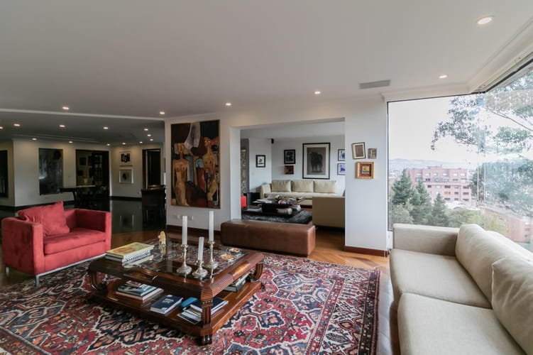 Apartamento en venta en Los Rosales, Bogotá · foto 3 de 24