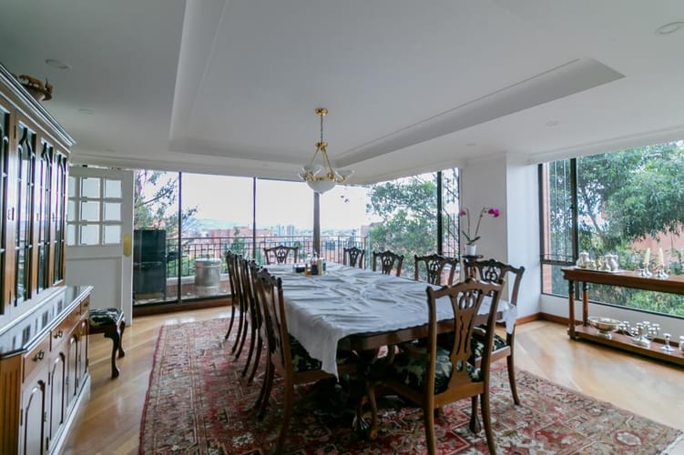 Apartamento en venta en Los Rosales, Bogotá · foto 6 de 24