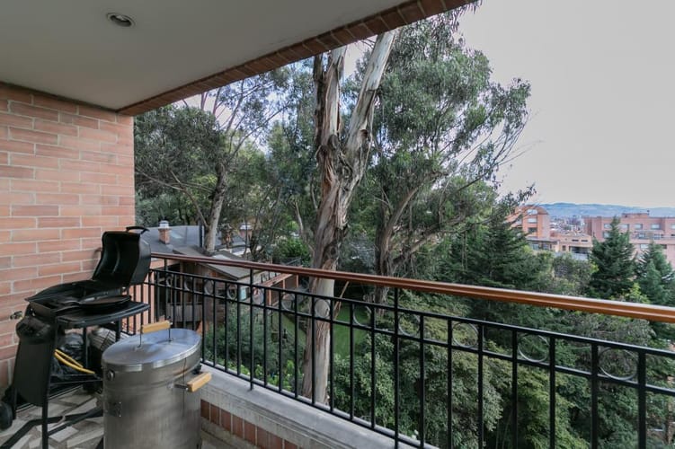 Apartamento en venta en Los Rosales, Bogotá · foto 7 de 24