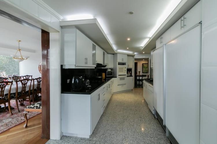 Apartamento en venta en Los Rosales, Bogotá · foto 8 de 24