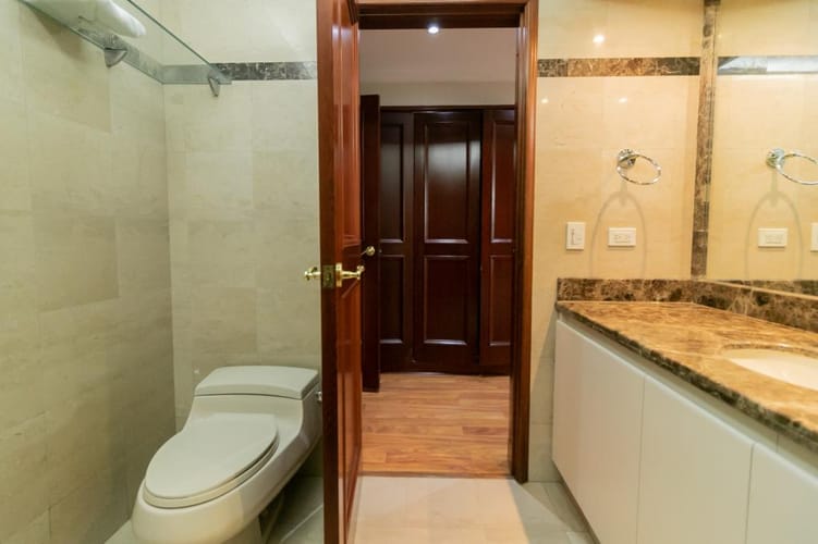 Apartamento en venta en Los Rosales, Bogotá · foto 13 de 24
