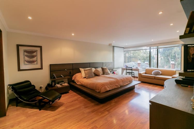 Apartamento en venta en Los Rosales, Bogotá · foto 16 de 24