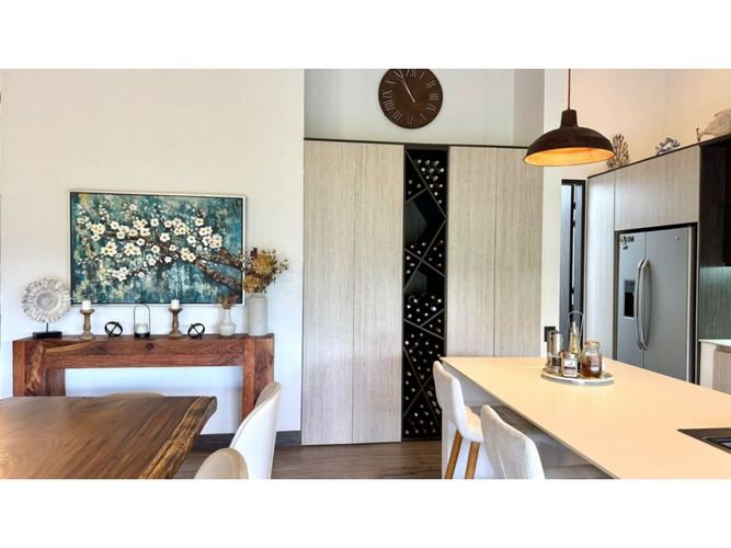 Casa de 3 alcobas en venta en Los Salados, El Retiro, 315 m² · foto 2 de 24