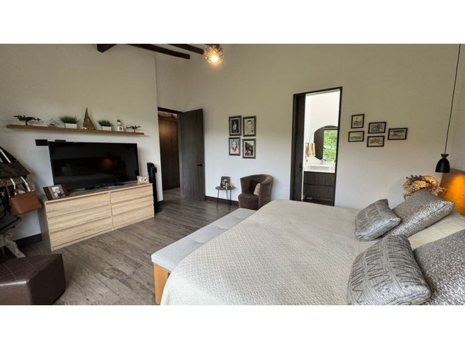 Casa de 3 alcobas en venta en Los Salados, El Retiro, 315 m² · foto 15 de 24