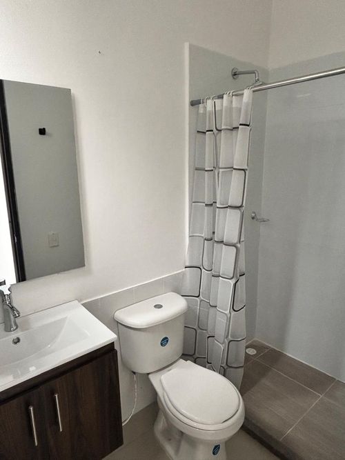 Casa de 1 alcoba en venta en Cr. Santa Paula, Girardot, 72 m² · foto 6 de 10