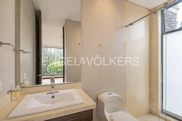 Casa de 4 alcobas en venta en Cerros De Suba, Bogotá, 290 m² · foto 16 de 24