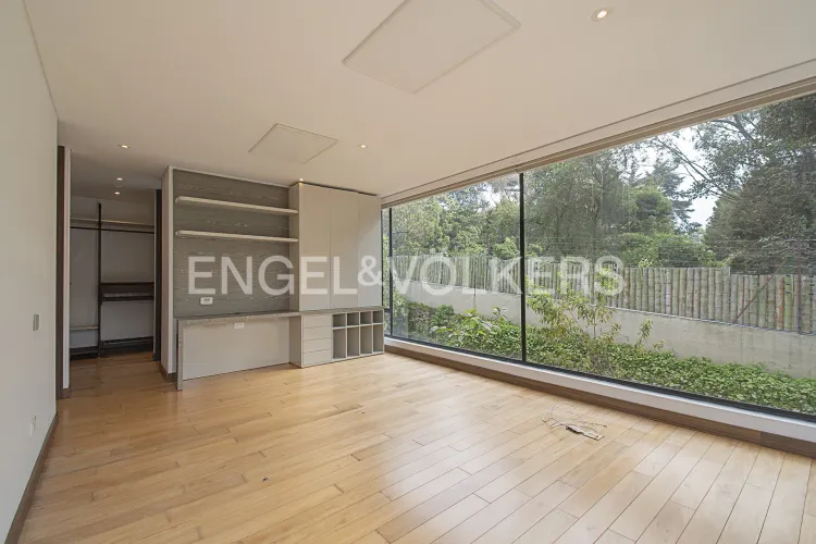 Casa de 4 alcobas en venta en Cerros De Suba, Bogotá, 290 m² · foto 12 de 24