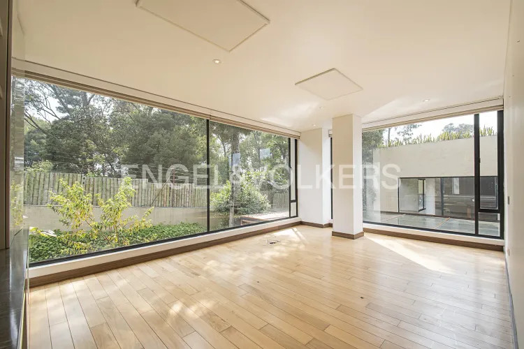 Casa de 4 alcobas en venta en Cerros De Suba, Bogotá, 290 m² · foto 11 de 24