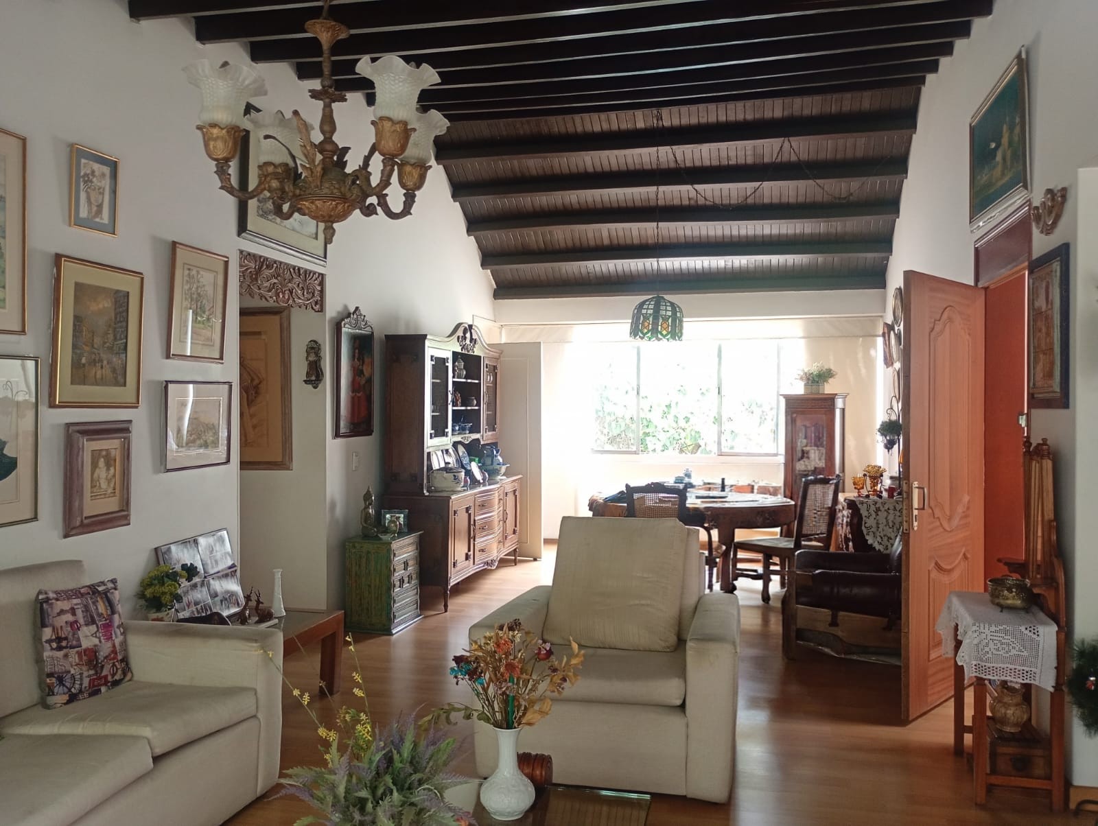 Apartamento en venta en El Poblado, Medellín · foto 4 de 15