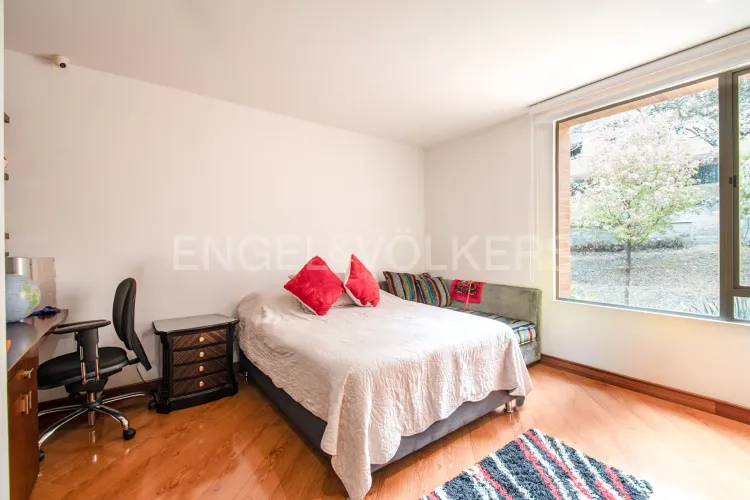 Apartamento de 4 alcobas en venta en Cerros De Suba, Bogotá, 222 m² · foto 18 de 24