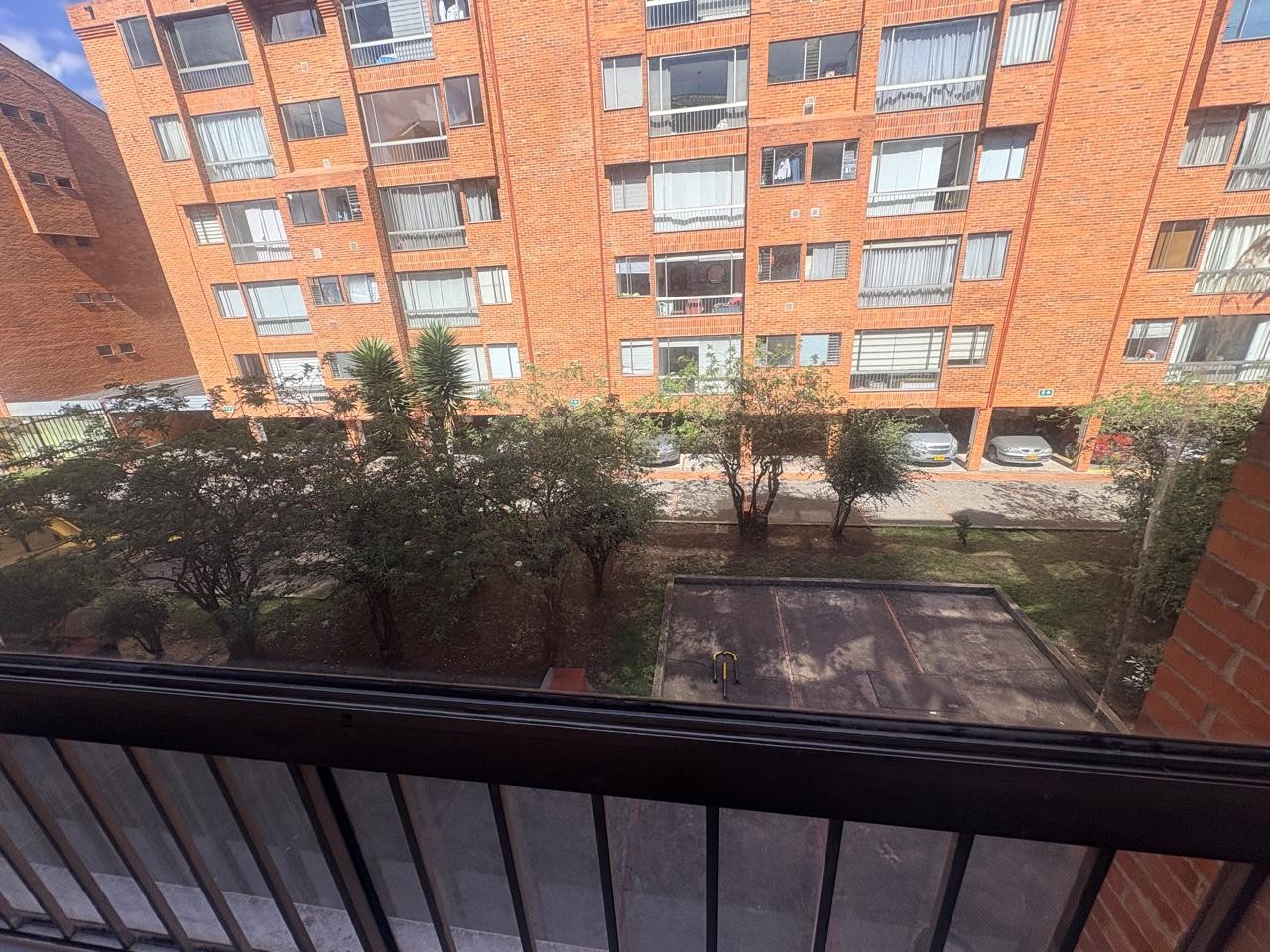 Apartamento en venta en Mirandela, Bogotá · foto 7 de 9