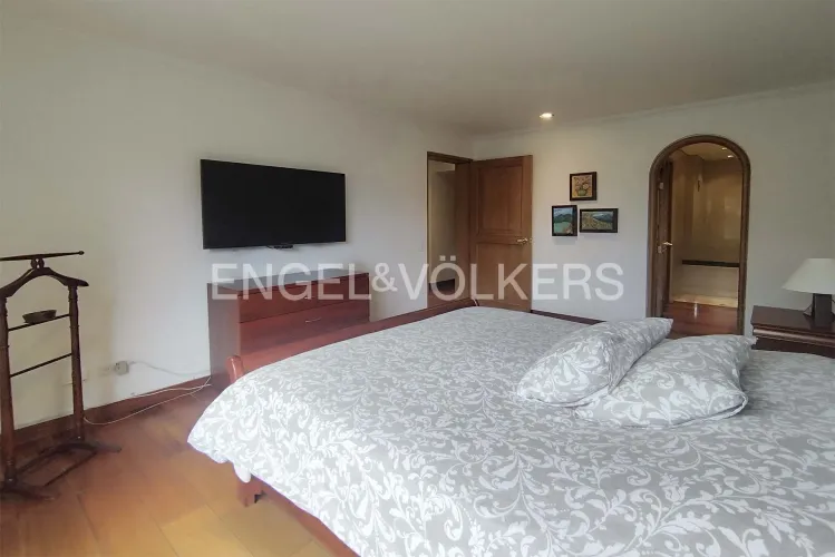 Apartamento de 3 alcobas en venta en Cerros De Suba, Bogotá, 143 m² · foto 13 de 19