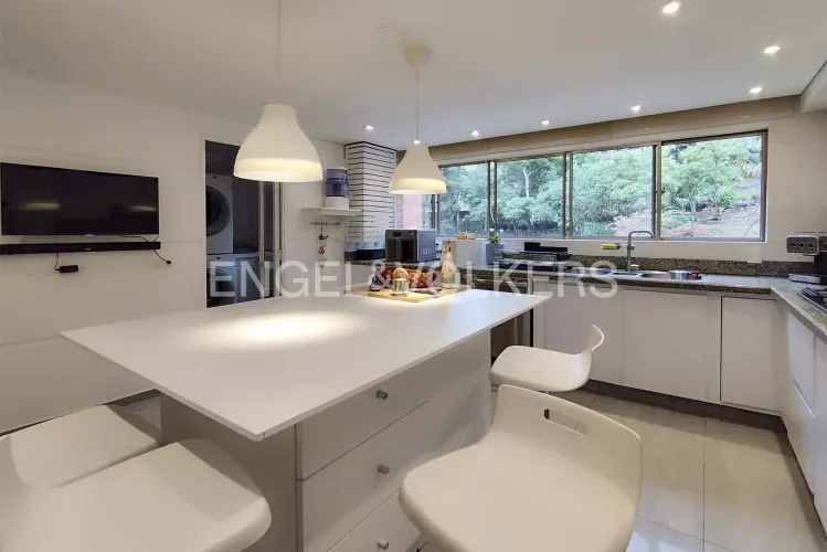 Apartamento de 3 alcobas en venta en Cerros De Suba, Bogotá, 143 m² · foto 11 de 19