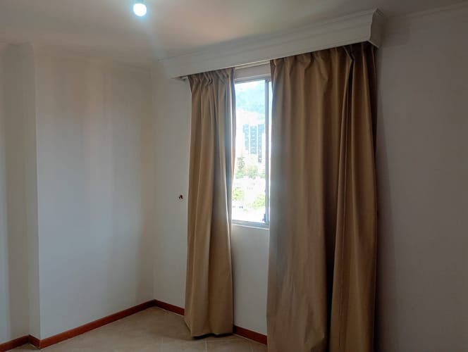 Apartamento de 3 alcobas en arriendo en Patio Bonito, Medellín, 78 m² · foto 12 de 15