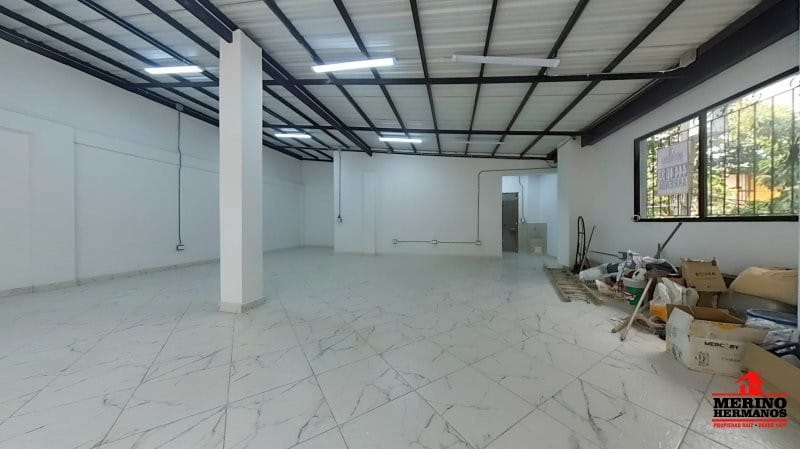 Bodega en arriendo en El Chagualo, Medellín, 110 m² · foto 4 de 13