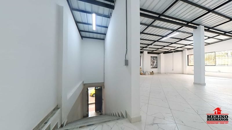 Bodega en arriendo en El Chagualo, Medellín, 110 m² · foto 6 de 13