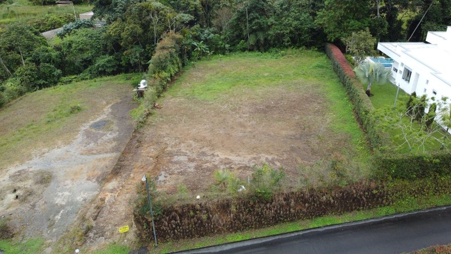 Lote en venta en Tribunas Corcega, Pereira, 2113 m² · foto 7 de 9