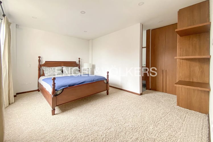Casa de 4 alcobas en venta en Guaymaral, Chía, 419 m² · foto 8 de 16