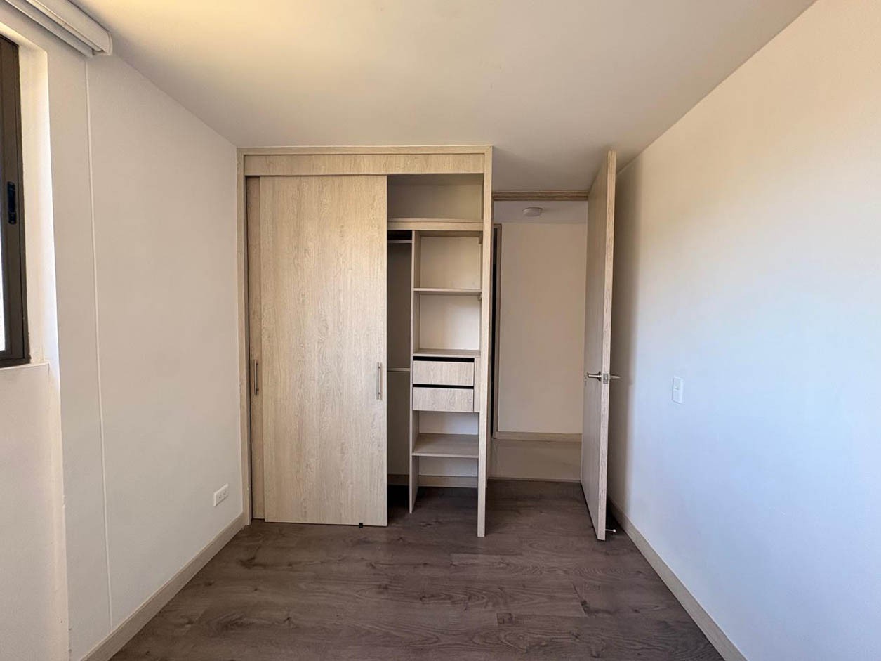 Apartamento en venta en El Poblado, Medellín · foto 7 de 15