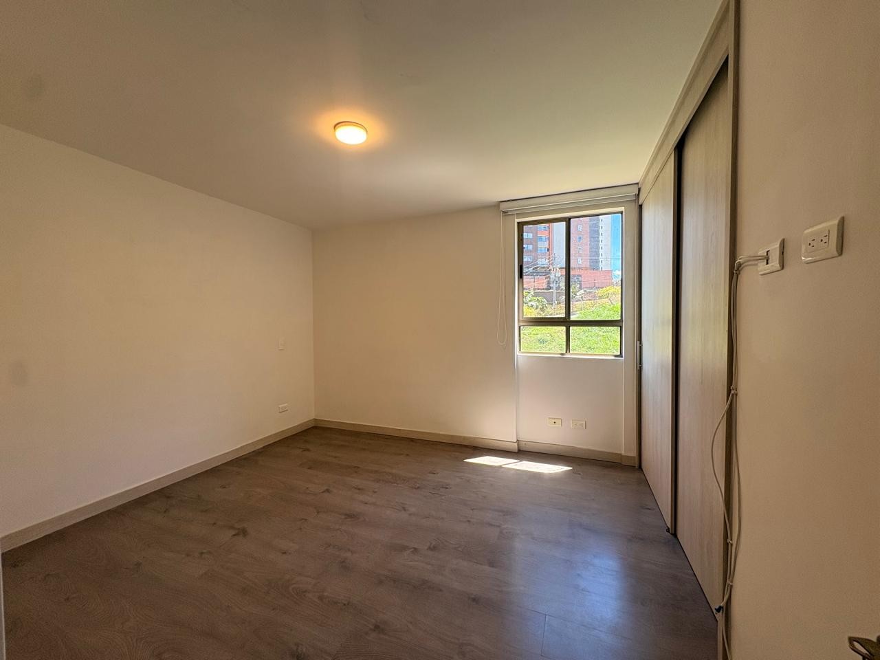 Apartamento en venta en El Poblado, Medellín · foto 8 de 15