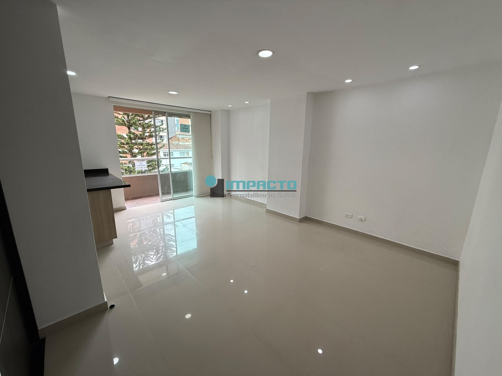 Apartamento en arriendo en Laureles Nogal, Medellín · foto 2 de 22