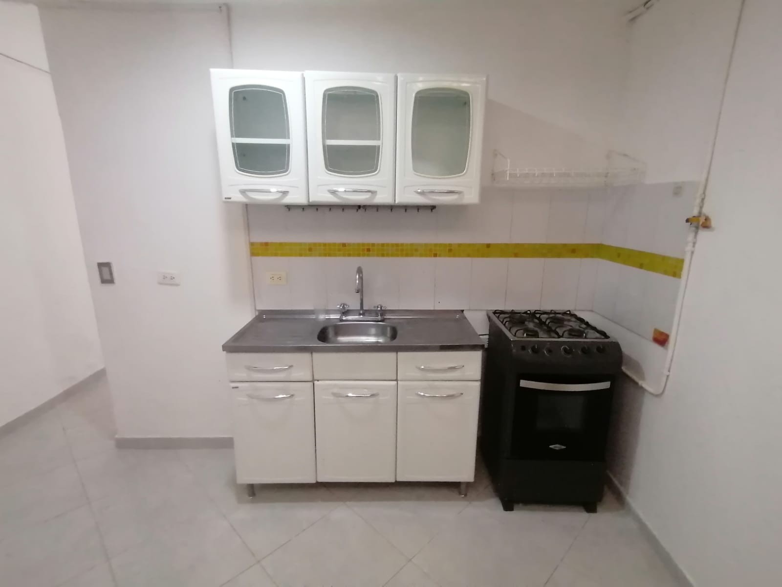 Apartaestudio en arriendo en Laureles, Medellín · foto 5 de 18