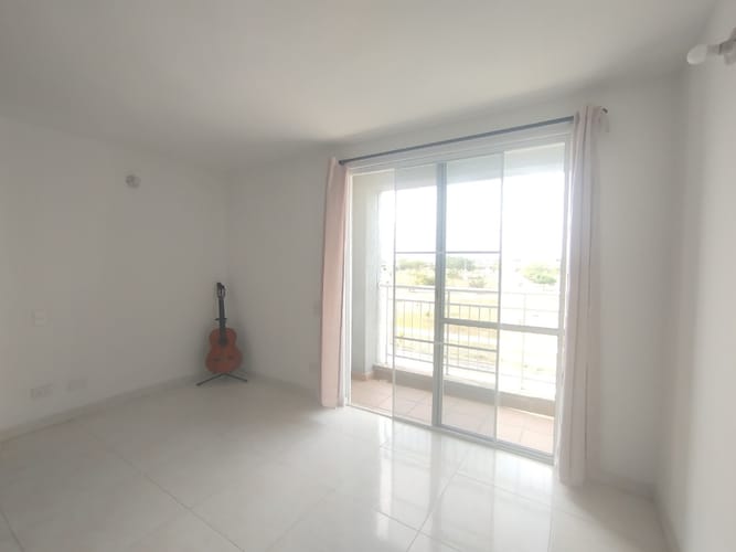 Apartamento de 2 alcobas en venta en Candelaria, 48 m² · foto 5 de 20
