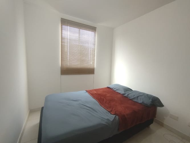 Apartamento de 2 alcobas en venta en Candelaria, 48 m² · foto 11 de 20